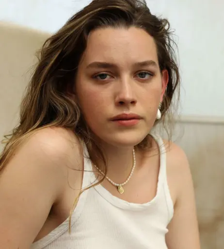 Image 2076611 from Victoria Pedretti