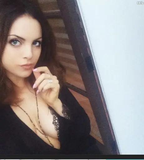 Image 2076192 from Elizabeth Gillies