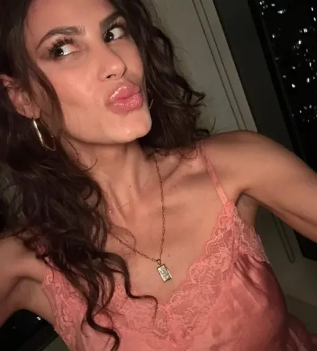 Image 2077482 from Alisar Ailabouni