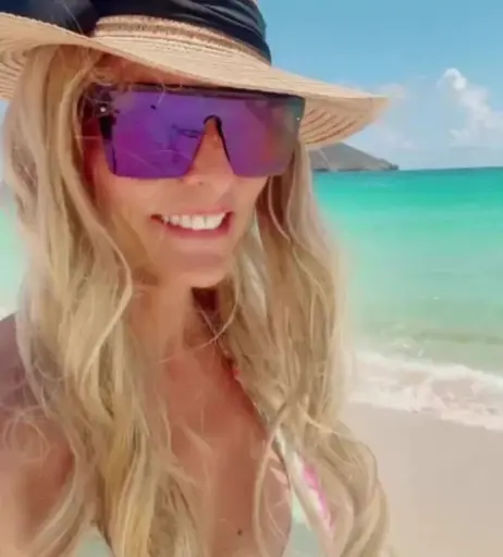 Image 2077047 from Sonya Kraus