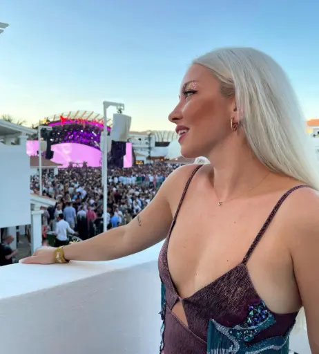 Image 2074855 from Ece Seckin