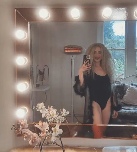 Image 2071482 from Janet Devlin