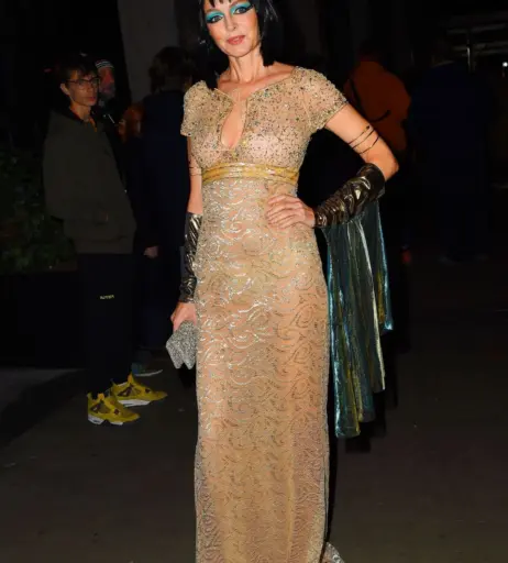 Image 2071417 from Heather Graham