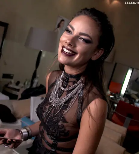 Image 2071677 from Janina Uhse