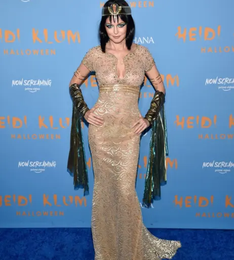 Image 2071135 from Heather Graham