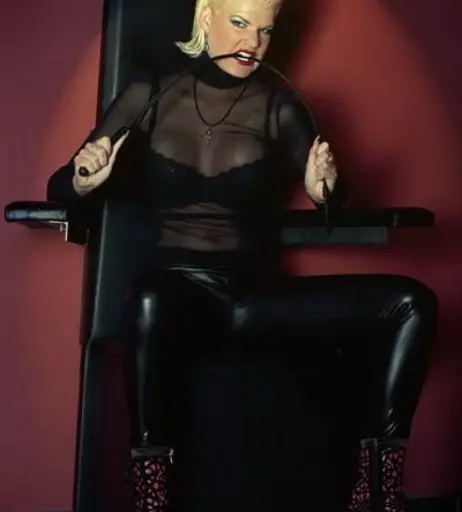 Image 2071063 from Melanie Müller