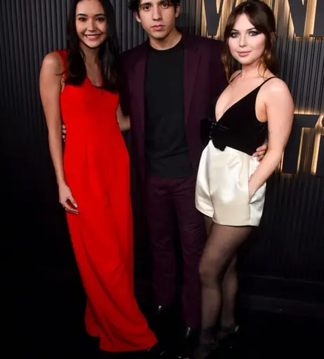 Image 2071332 from Sammi Hanratty