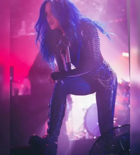 Image 2072876 from Alissa White-Gluz