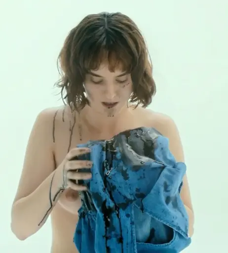 Image 2072070 from Noémie Merlant