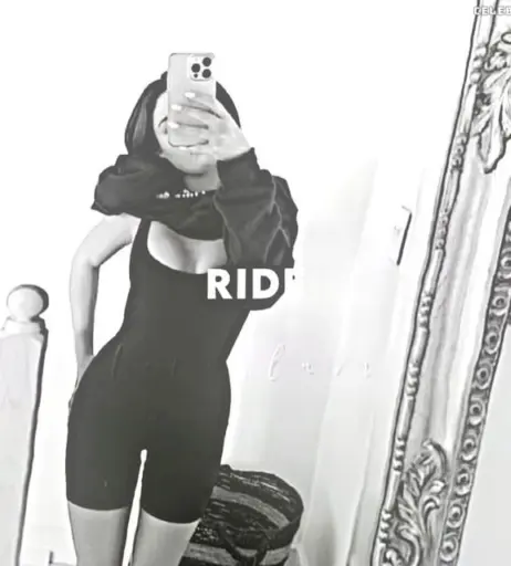 Image 2072952 from Lola Flanery