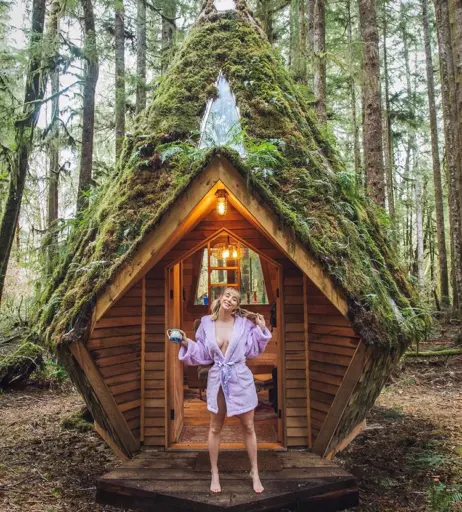 Image 20735822 from Sara Jean Underwood / Saraunderwood
