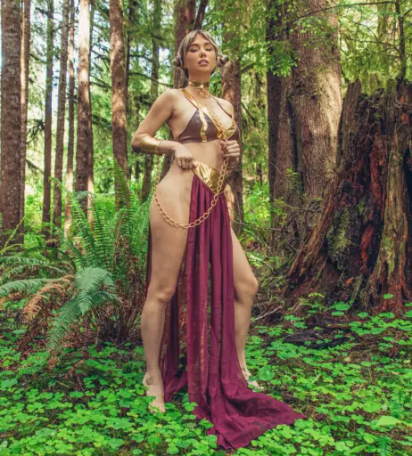 Image 20735667 from Sara Jean Underwood / Saraunderwood