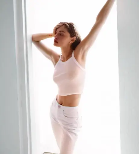 Image 2073754 from Phoebe Tonkin
