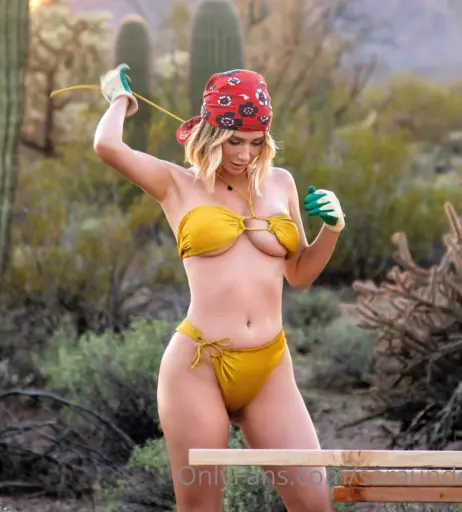 Image 20737018 from Sara Jean Underwood / Saraunderwood