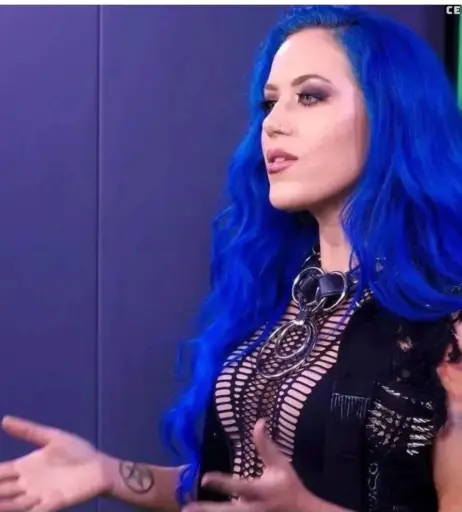 Image 2073145 from Alissa White-Gluz