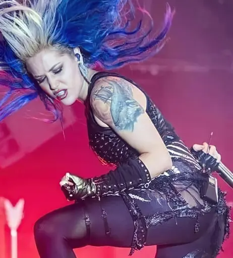 Image 2073010 from Alissa White-Gluz