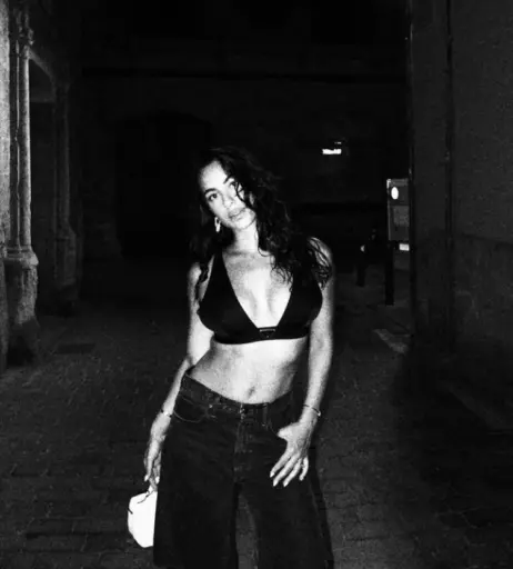 Image 2070843 from Gizem Emre