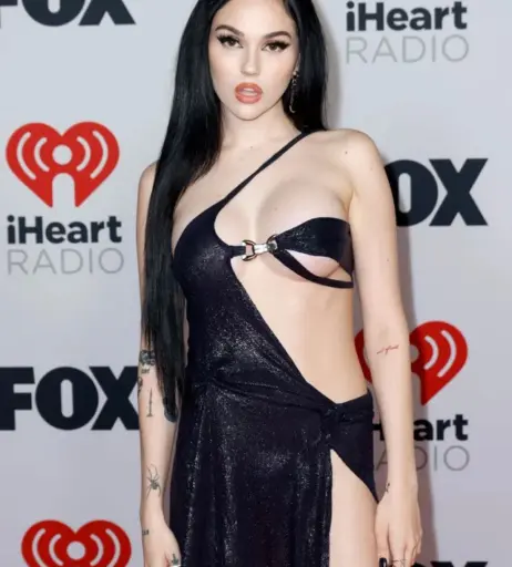 Image 2070689 from Maggie Lindemann