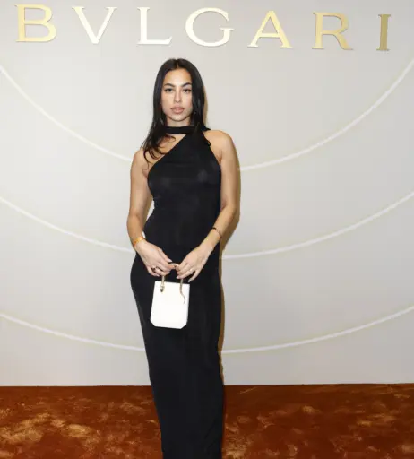 Image 2070636 from Gizem Emre