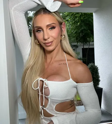 Image 2070141 from Charlotte Flair
