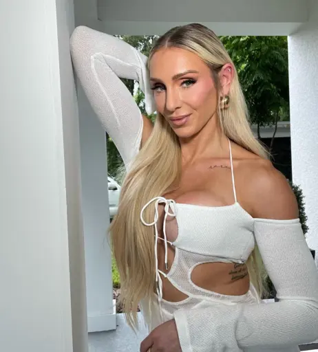 Image 2070041 from Charlotte Flair