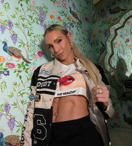 Image 2070977 from Charlotte Flair