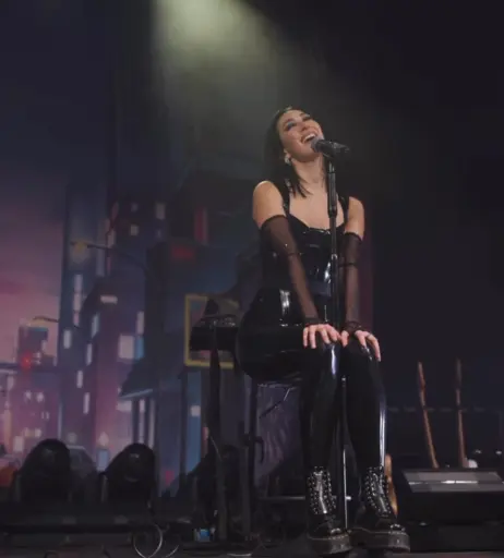 Image 2079431 from Elif