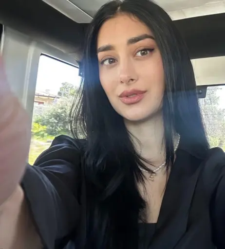 Image 2079770 from Elif