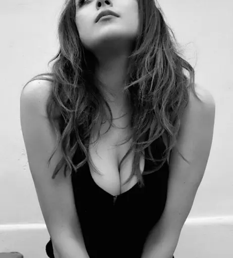 Image 2079086 from Elizabeth Gillies