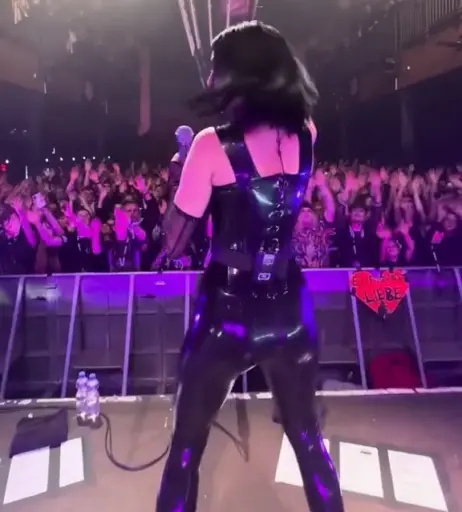 Image 2078794 from Elif