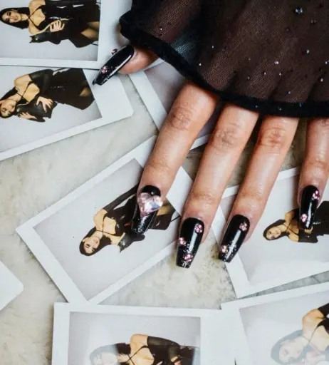 Image 2078324 from Elif