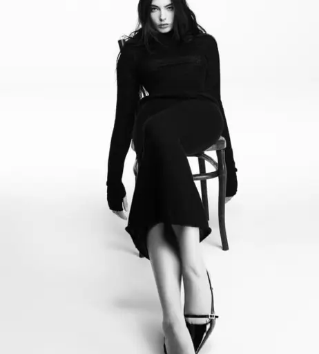 Image 2078943 from Deva Cassel