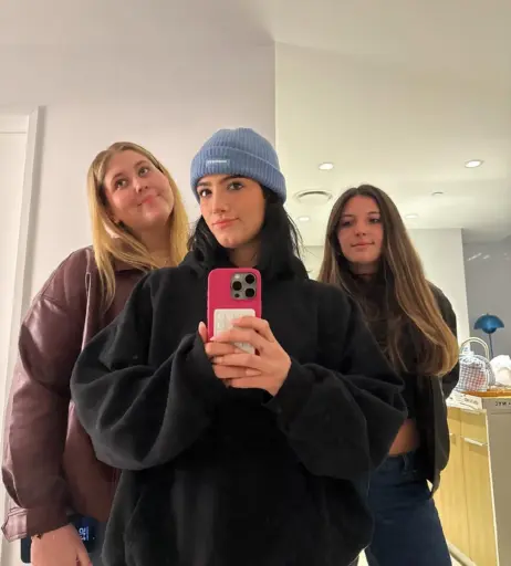Image 20658719 from Charli D'Amelio / Charli Damelio