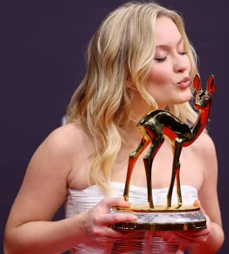 Image 2065838 from Zara Larsson