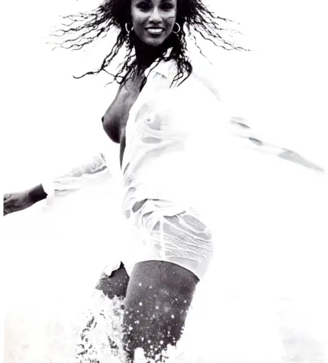 Image 2065828 from Iman Abdulmajid