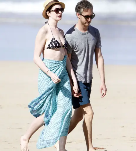 Image 2065646 from Anne Hathaway
