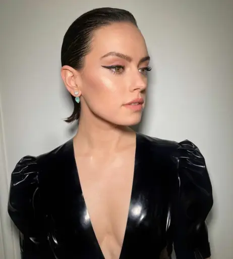 Image 2065600 from Daisy Ridley