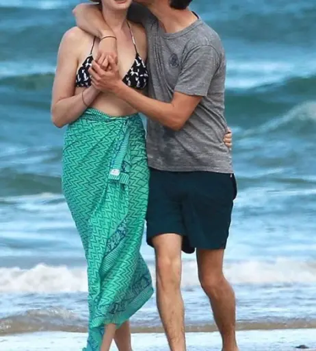 Image 2065194 from Anne Hathaway