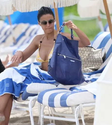 Image 2065186 from Emmanuelle Chriqui