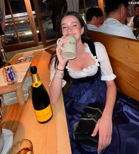 Image 2066547 from Zoe Salome Saip