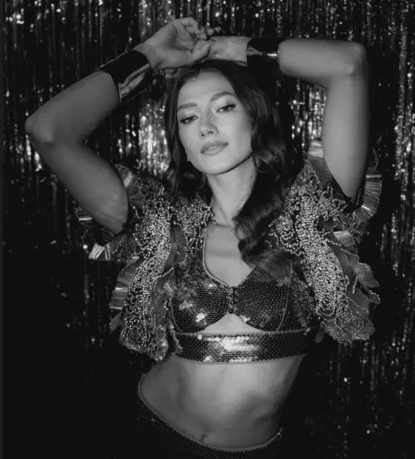 Image 2066792 from Leony Burger