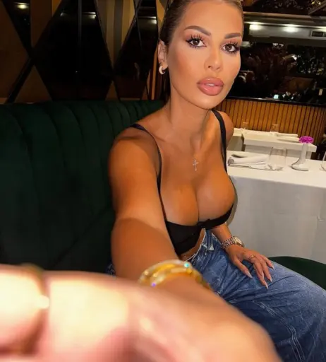 Image 2066652 from Luana Vjollca