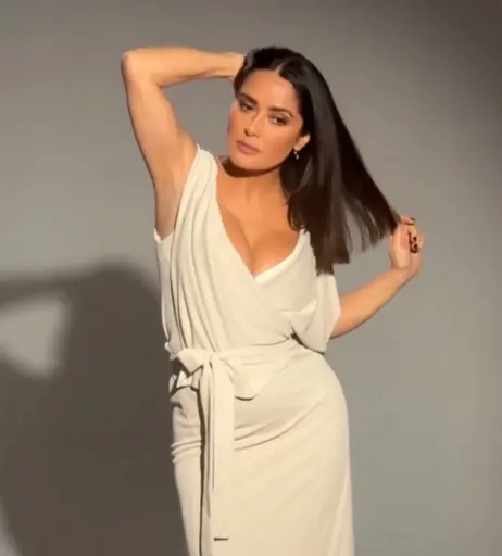 Image 2066119 from Salma Hayek