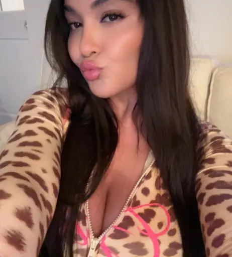 Image 20645977 from Stella Hudgens (Vanessa's Sister)