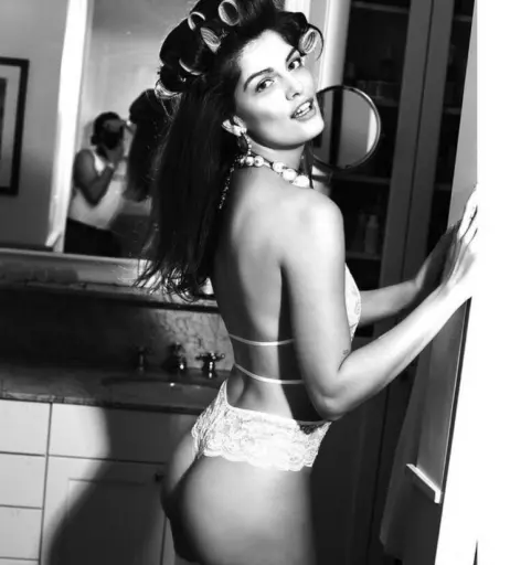 Image 2061432 from Vanessa Fuchs