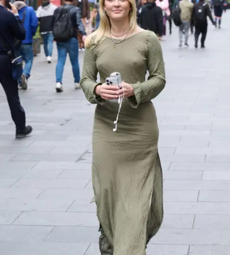Image 2061714 from Zara Larsson