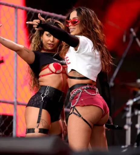 Image 2061060 from Anitta