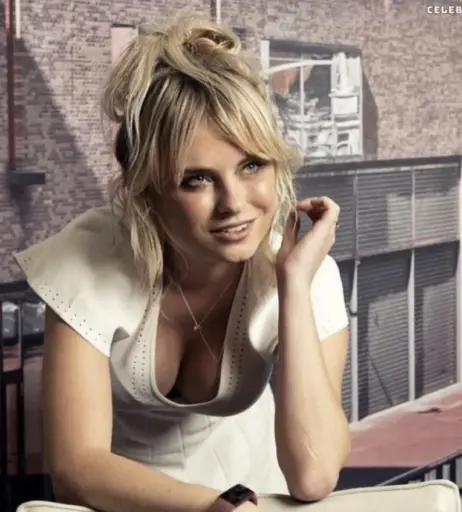 Image 2062517 from Sylvana IJsselmuiden