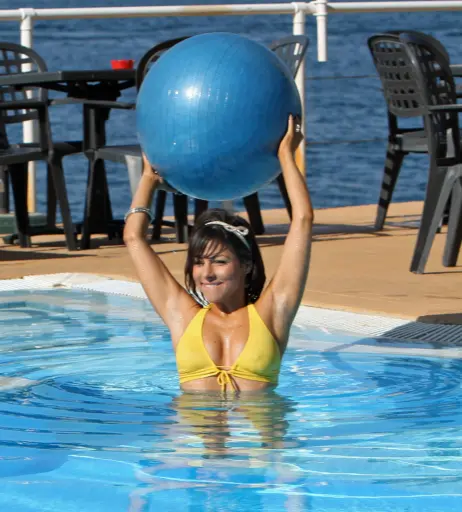 Image 2062449 from Roxanne Pallett