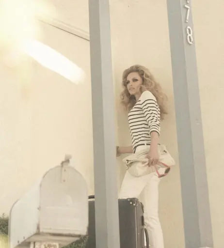 Image 2062441 from Rachel Roberts